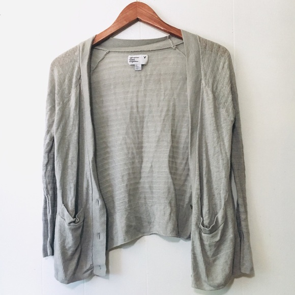 American Eagle Outfitters Sweaters - • cute american eagle grey cardigan •